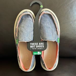 Sanuk Sidewalk Surfers - size 7